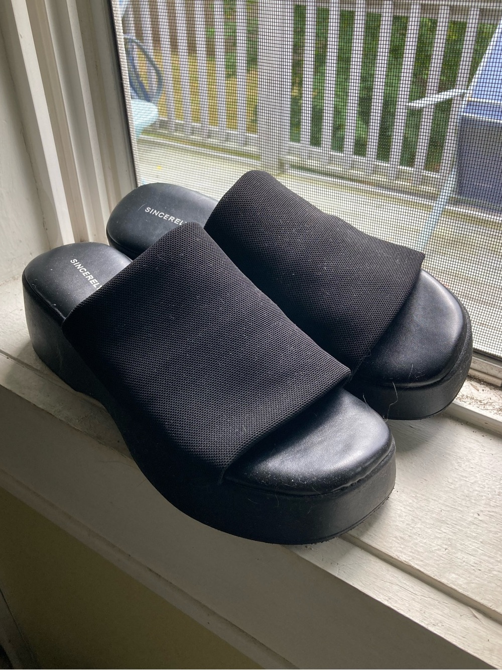 Black Platform Slide Sandals